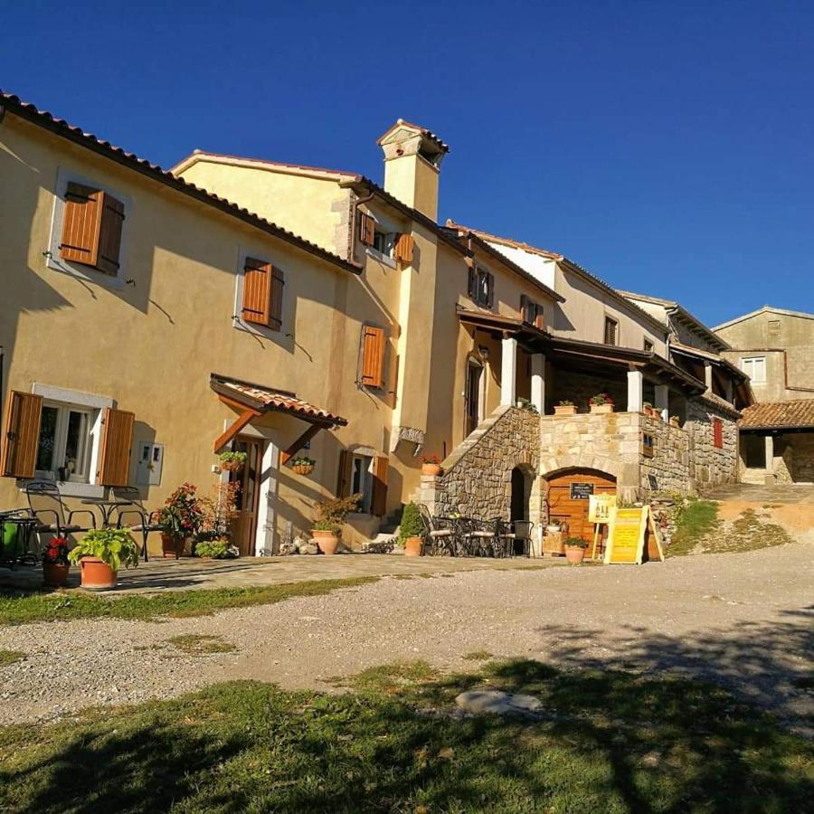 Jasmina Apartment Hum Dış mekan fotoğraf