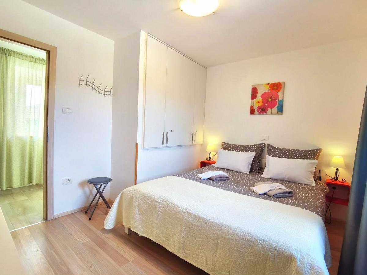 Jasmina Apartment Hum Dış mekan fotoğraf