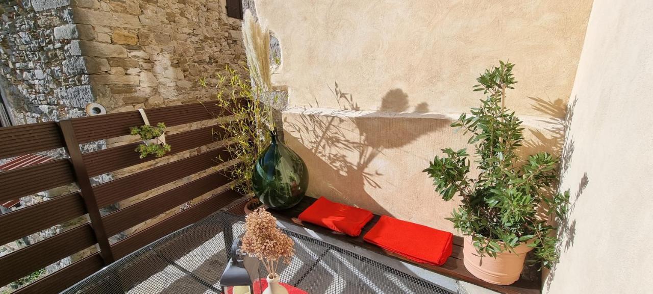 Jasmina Apartment Hum Dış mekan fotoğraf
