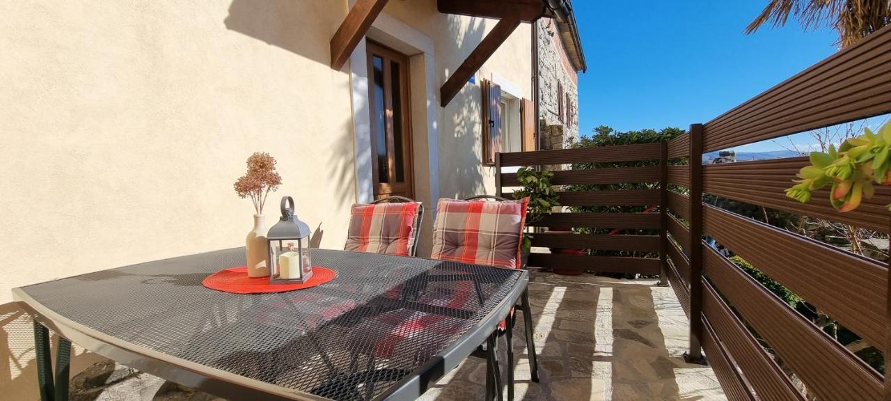 Jasmina Apartment Hum Dış mekan fotoğraf